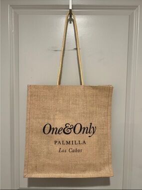 Palmilla Los Cabos Jute Tote Bag in Natural